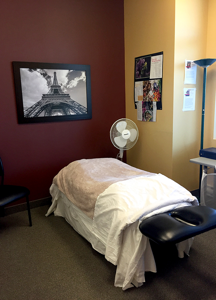 Photograph of pt Health Amherst private massage therapy room