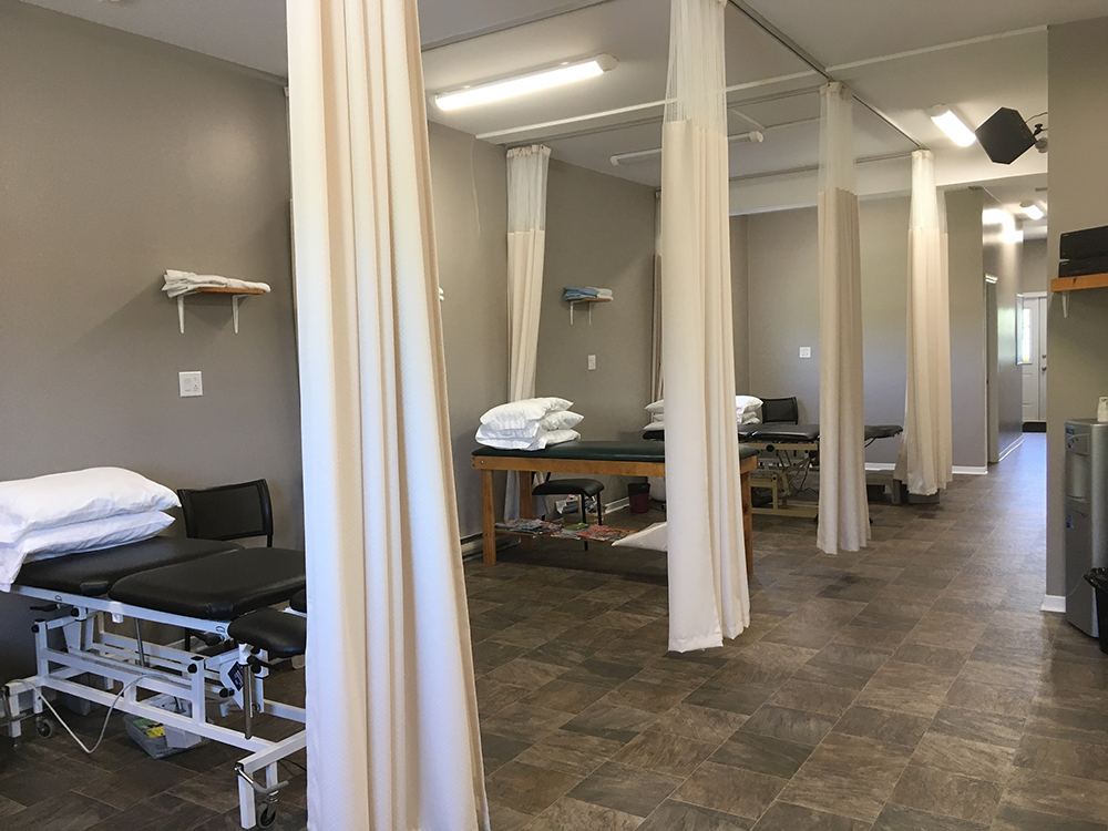 Fairvale Physiotherapy - pt Health's treatment area with beds