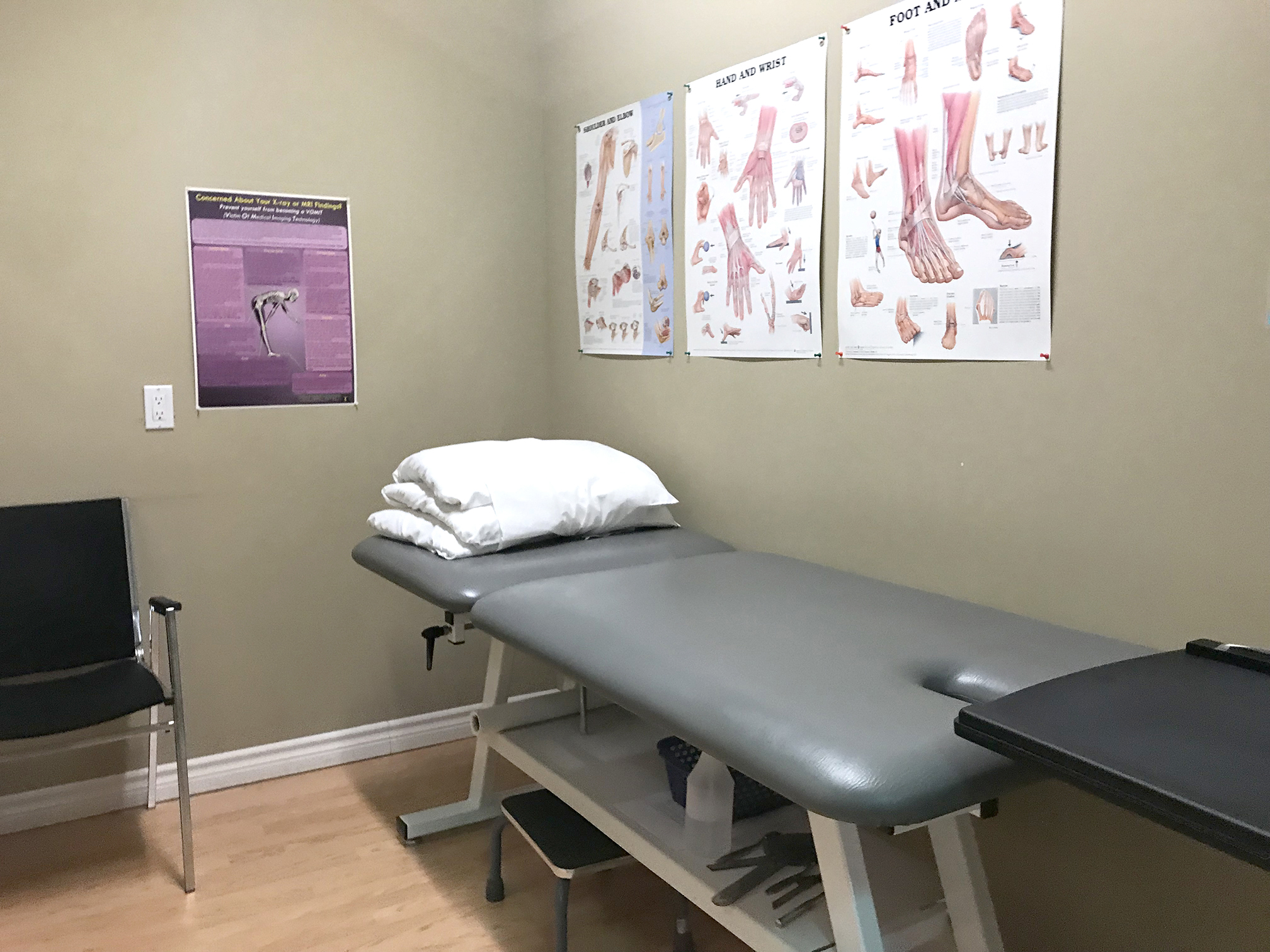 Brant Active Physiotherapy Treatment Room in Burlington
