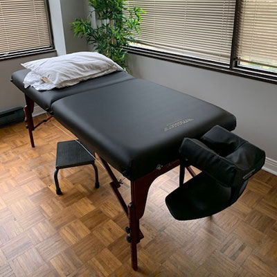 photo of pt health four seasons physiotherapy massage therapy table